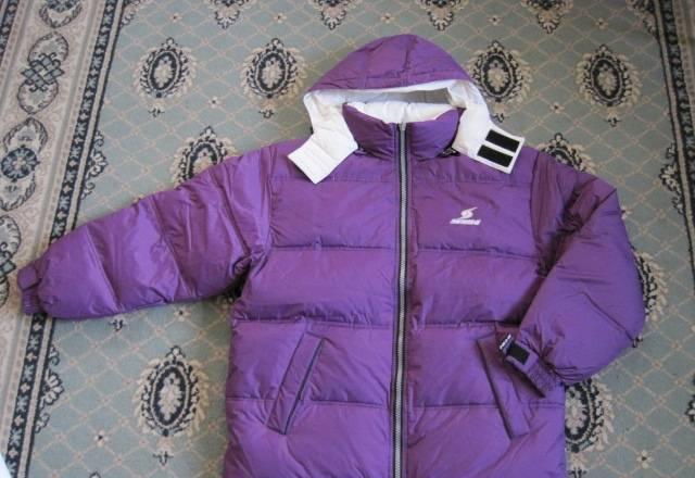 Пуховик новый  на 44 р с замерами Москва