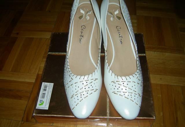 Новые удобные белые туфельки Москва