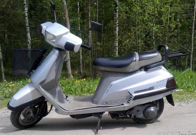 Японский мотороллер Yamaha Cygnas XC125 Новосибирск