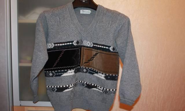 Свитер р.48-50 Москва