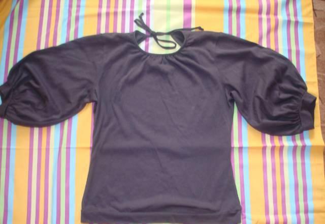 Кофта с вырезом на спине Москва