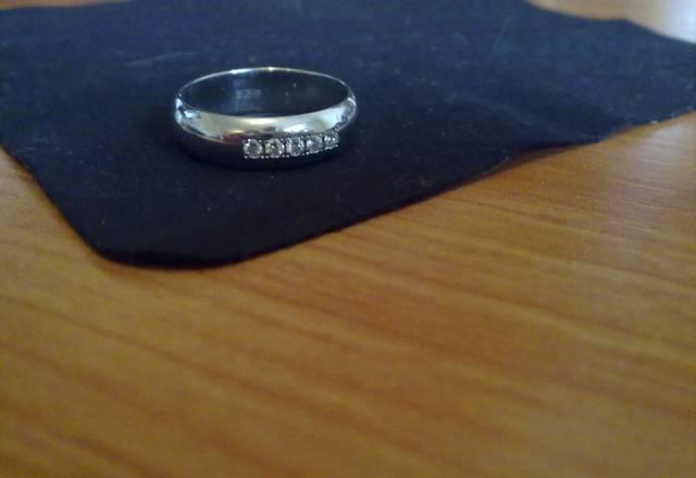 Платиновое кольцо с Бриллиантами Санкт-Петербург