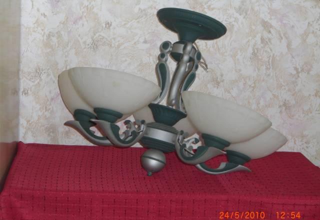 Люстра, б.у, в отличном состоянии Москва