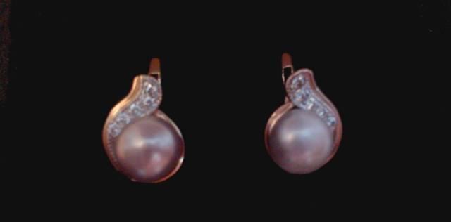 Золотые серьги Санкт-Петербург