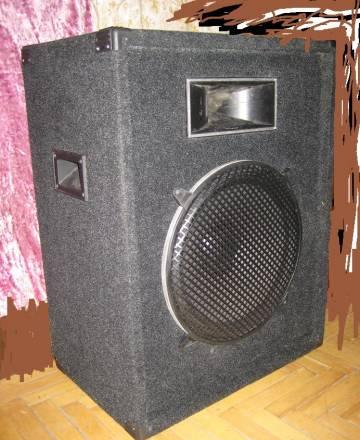 Мощные колонки 450w каждая Санкт-Петербург