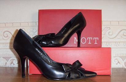 Вечерние туфли фирмы mott. Новые Москва