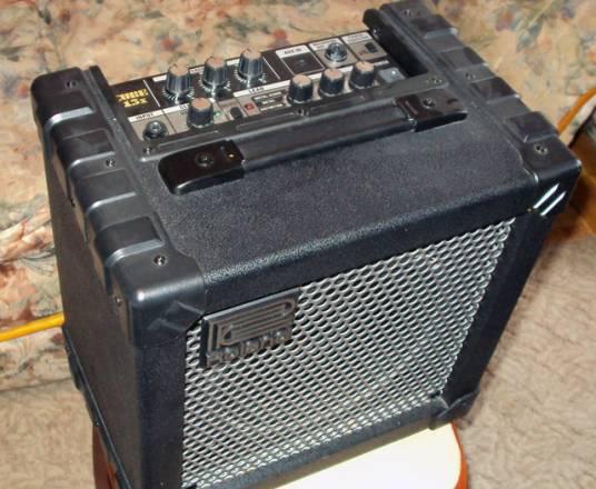 Гитарный комбо roland cube-15 Москва