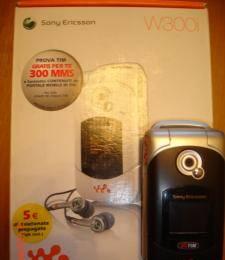 Sony ericsson W300i Москва