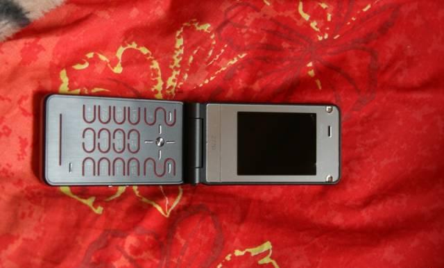 Sony Ericsson Z770i Санкт-Петербург