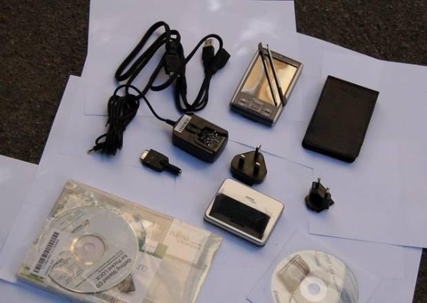 Fujitsu-Siemens Pocket Loox N560 Москва