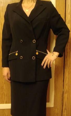 Эффектный костюм элитной фирмы MCM. Англия Москва