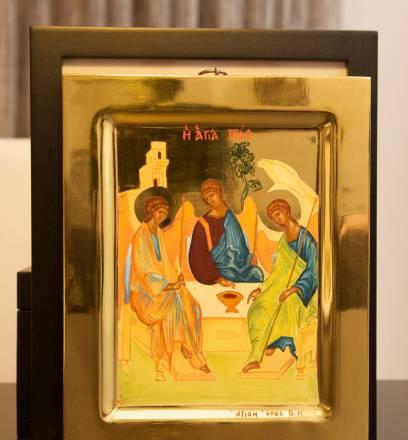 Троица Москва