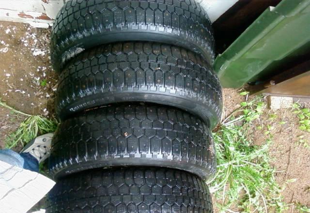 Зимние шипованые шины Bridgestone WT-14 185/65 R15 Москва