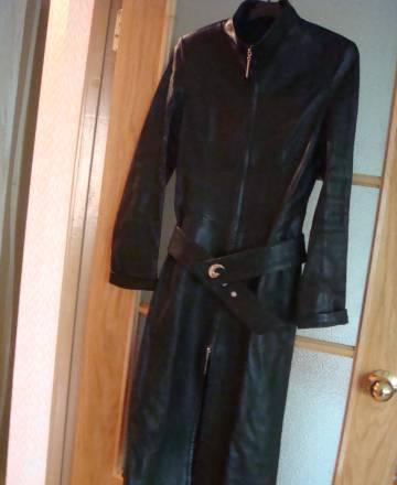 Плащ, нат кожа. Черный 42-44 размер Санкт-Петербург