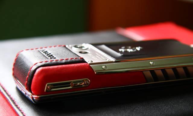 Vertu Верту - филигранно точные копии телефонов Москва