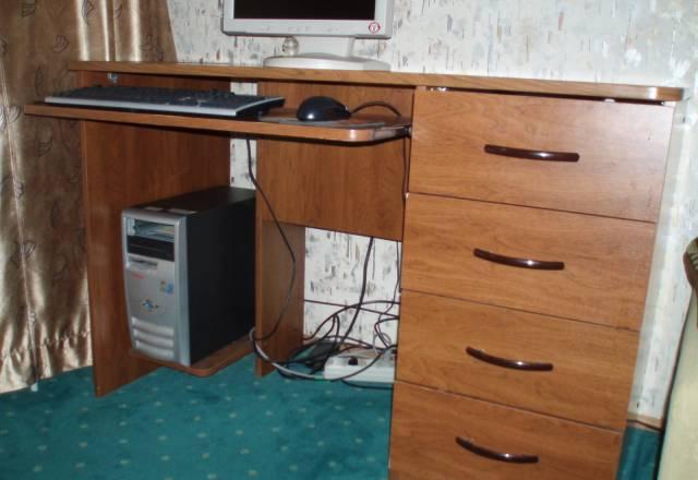 Стол компьютерный Москва