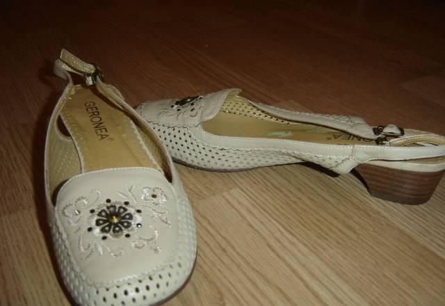 Новые босоножки кожа Москва