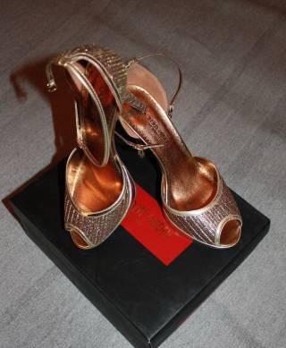 Босоножки Москва