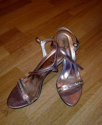 Босоножки Москва