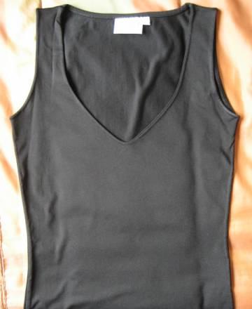 Топ, подчеркивающий красивое декольте р.42 Москва