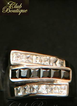 Серебряное кольцо Valentino c агатом и фианитами  Москва