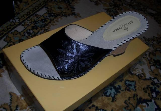 Классические сабо на танкетке на ножку 38,5 Москва