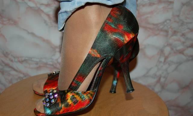 Срочная распродажа одежды и обуви дешево Москва