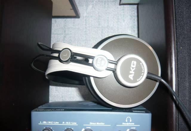 Профессиональные студийные наушники AKG k 272 HD Санкт-Петербург