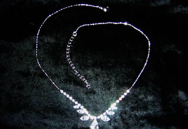 Бижутерия Колье со стразами, новое Москва