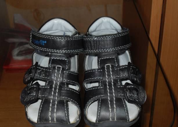 4 пары обуви в отличном состоянии за 1000р Москва