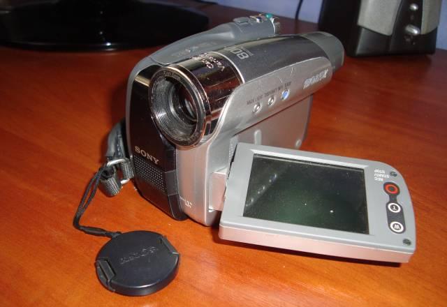 Цифровая видеокамера Sony Handycam DCR-HC26E Санкт-Петербург
