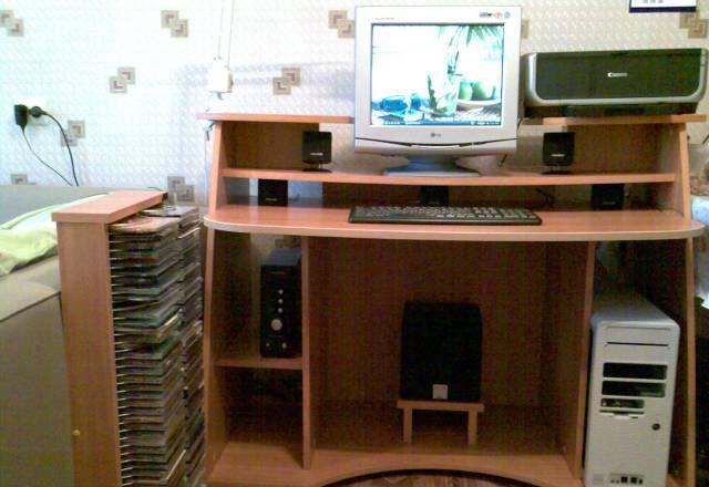 Стол компьютерный Санкт-Петербург