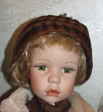 Фарфоровая интерьерная кукла Москва