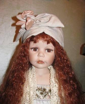 Фарфоровая интерьерная кукла Москва