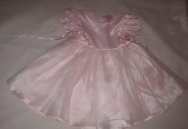 Праздничное платье,Новое,на 12-18 мес.Тайланд Москва