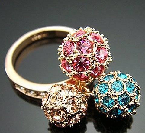 Новое кольцо со стразами Swarovski Москва