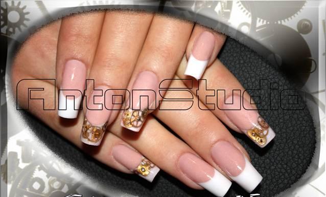 Наращивание ногтей.Маникюр.Педикюр Москва