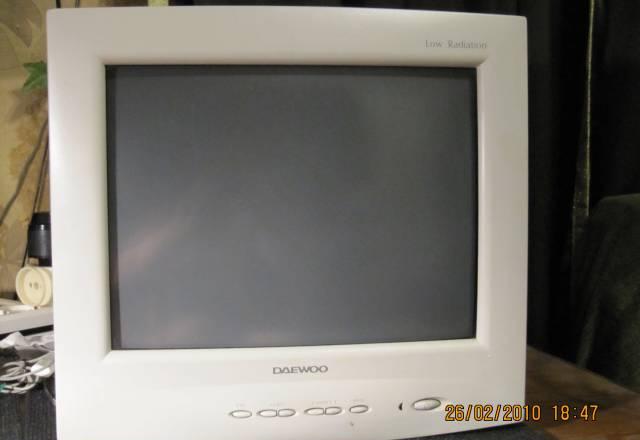 Монитор daewoo "15" дюймов, цветной Москва