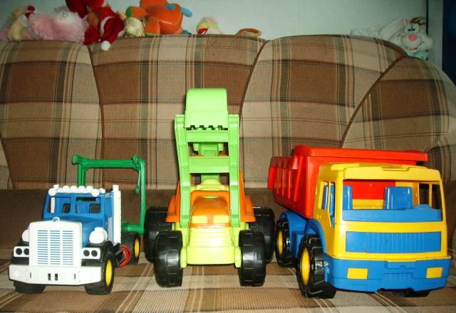 Экскаватор и машинки Москва