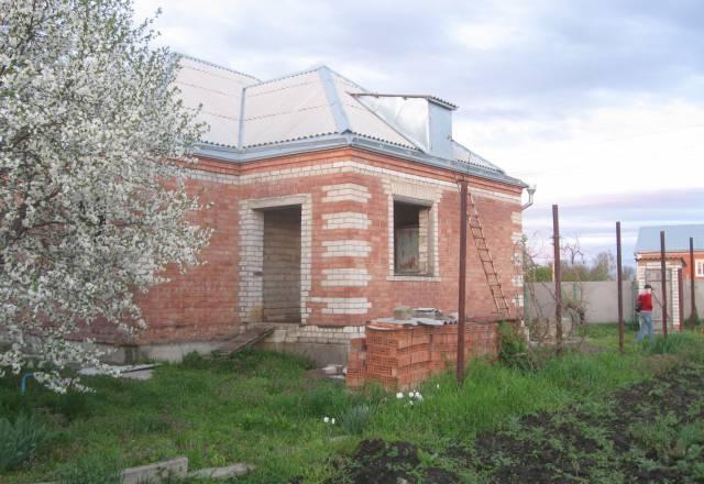 Дом с горажом, летним домиком с земельным учаском Краснодар