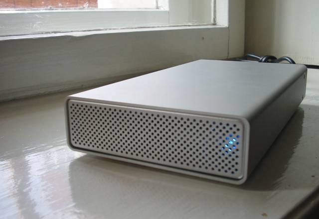 Внешний бокс для подключения IDE или sata винтесте Смоленск