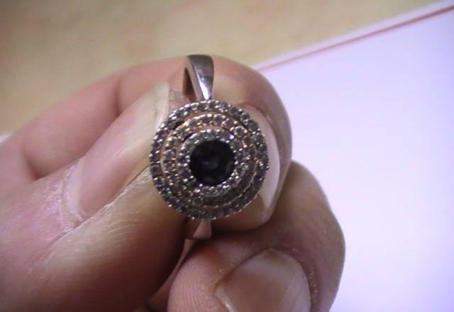 Кольцо с сапфиром и бриллиантами Москва