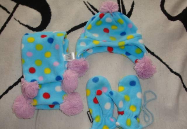 Комплект шапка+шарф+варежки нов Москва