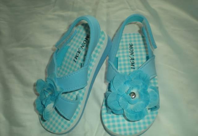 Новые пляжные тапочки Mon Ami, р.23 Москва