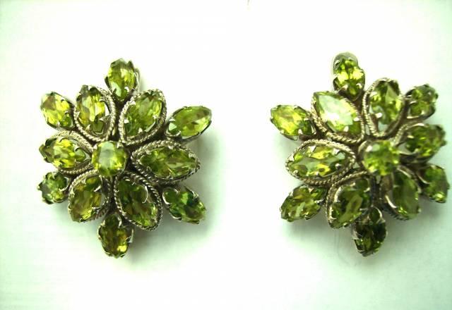 Серебряные серьги с натуральными хризолитами Москва