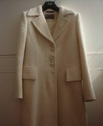 Пальто белое Москва