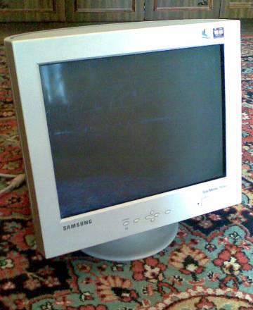 Продаю монитор samsung Synk Master (б/у) Москва