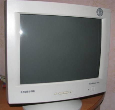Продам монитор Samsung SyncMaster 550b Москва