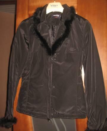 Женская демисезонная куртка Санкт-Петербург