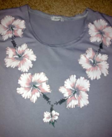 Новая красивая кофточка с цветочками Санкт-Петербург